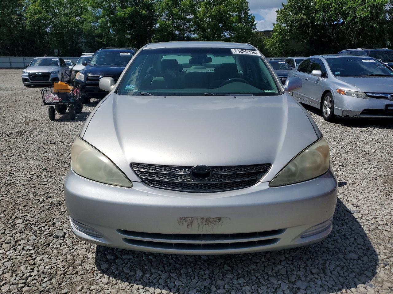 2004 Toyota Camry Le - Image 5