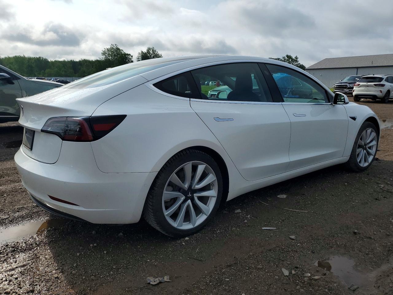 2020 Tesla Model 3 - Image 3