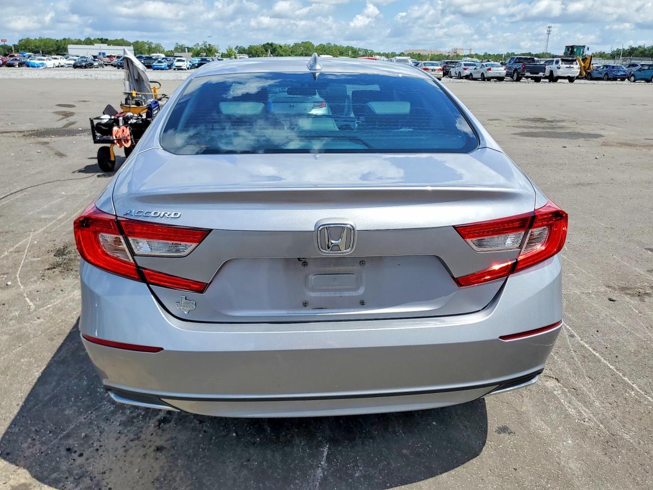 2020 Honda Accord Ex - Image 6