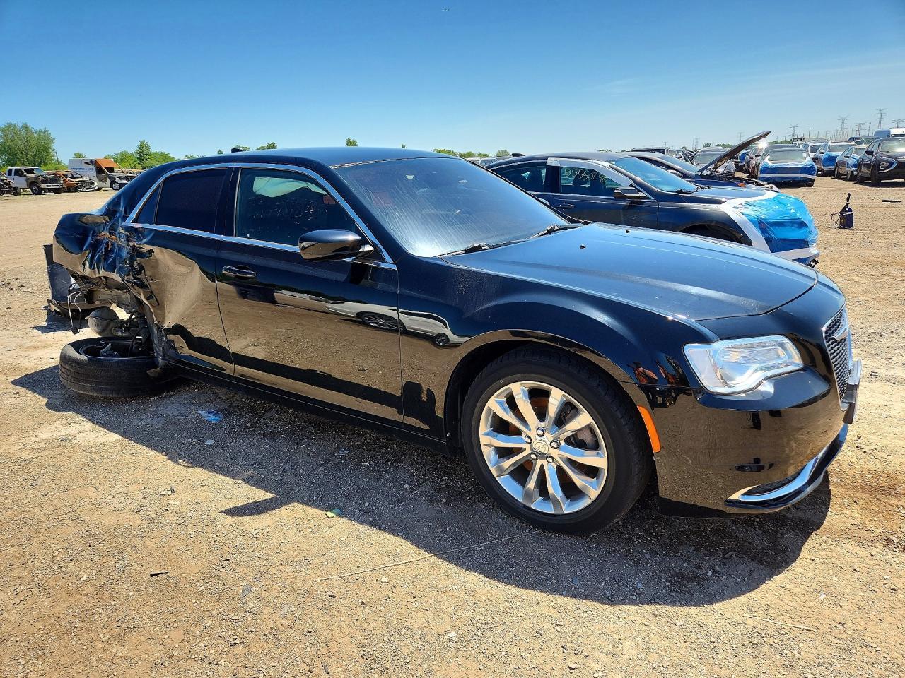 2017 Chrysler 300 Limited - Фото 7
