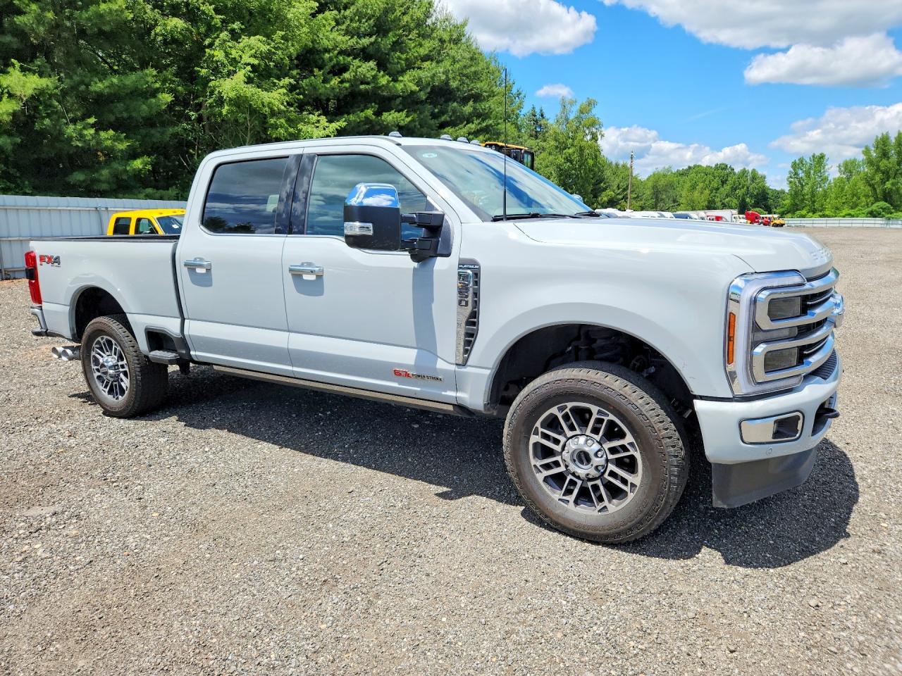 2026 Ford F350 Supe - Фото 4