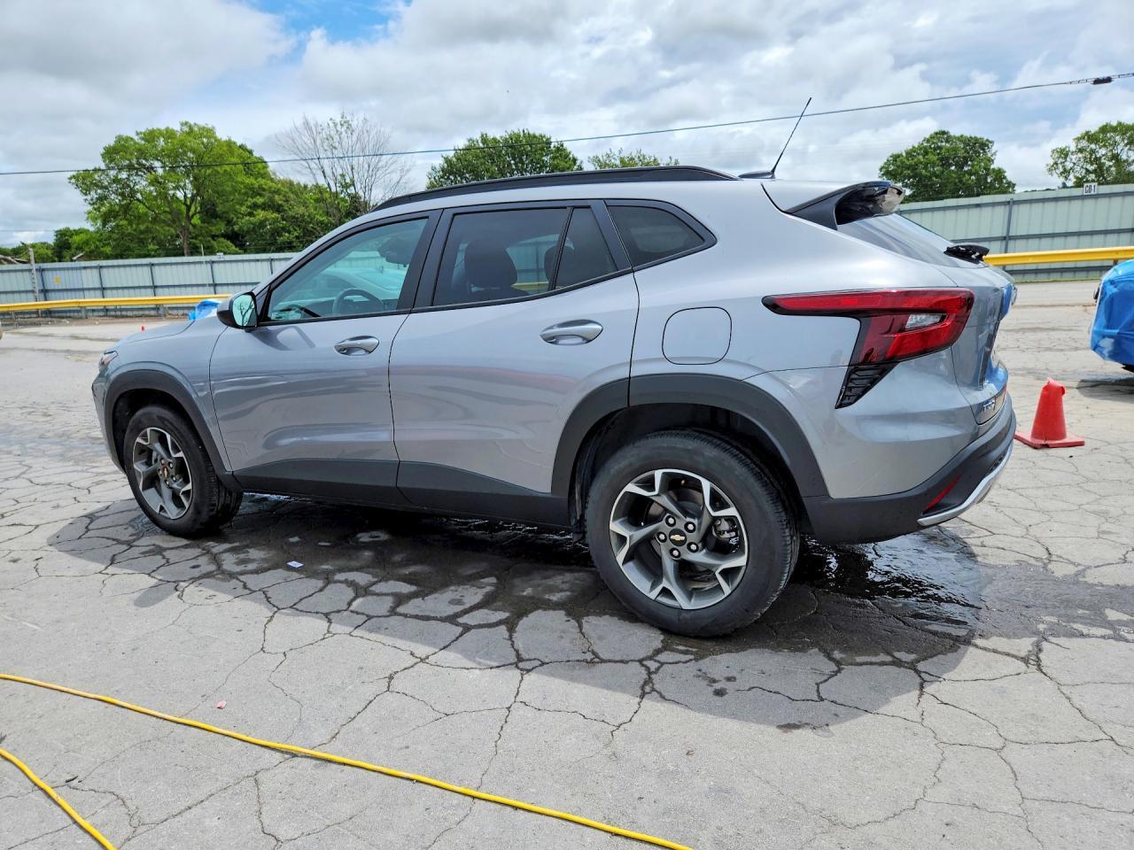 2024 Chevrolet Trax 1Lt - Фото 2