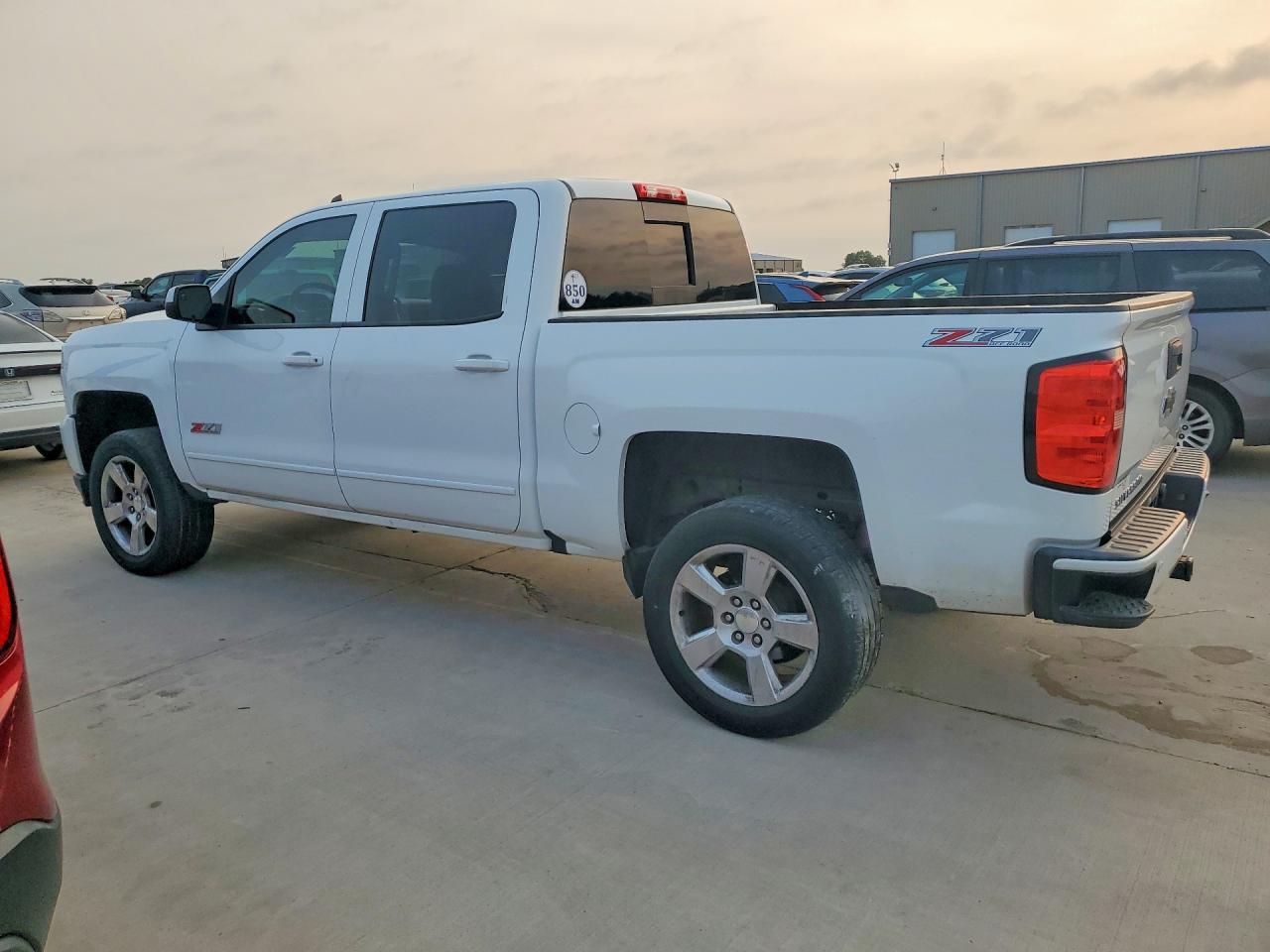 2016 Chevrolet Silverado K1500 Lt - Image 2
