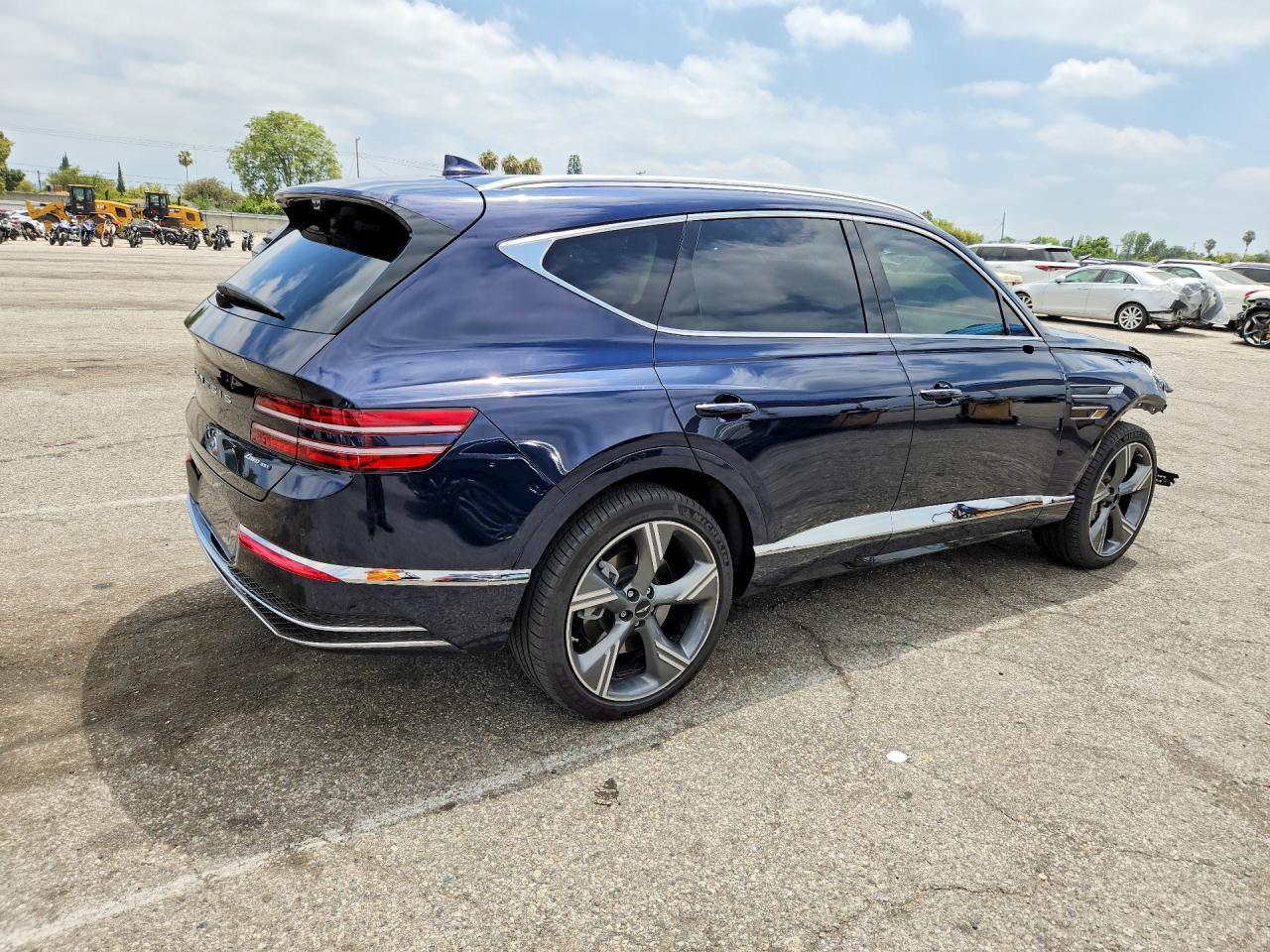 2025 Genesis Gv80 Prestige - Image 3