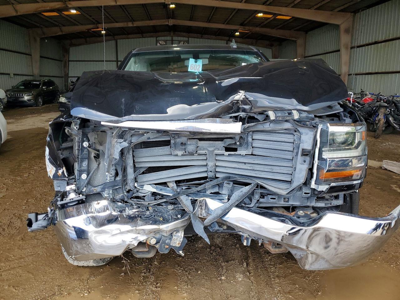 2018 Chevrolet Silverado K1500 Lt - Image 5