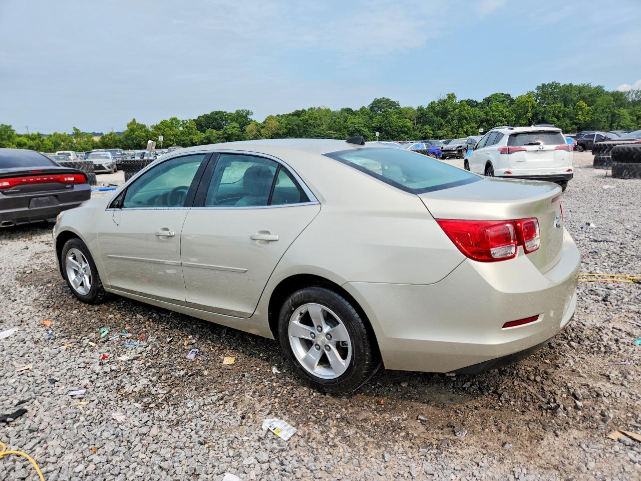 2013 Chevrolet Malibu Ls - Фото 2