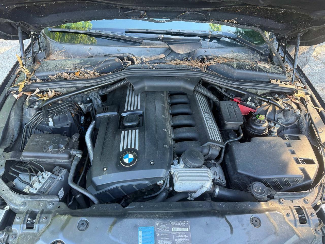 2010 BMW 528 Xi - Image 7