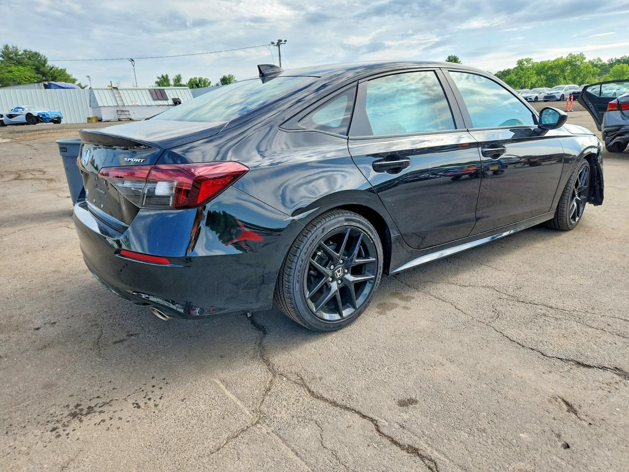 2025 Honda Civic Sport - Image 3