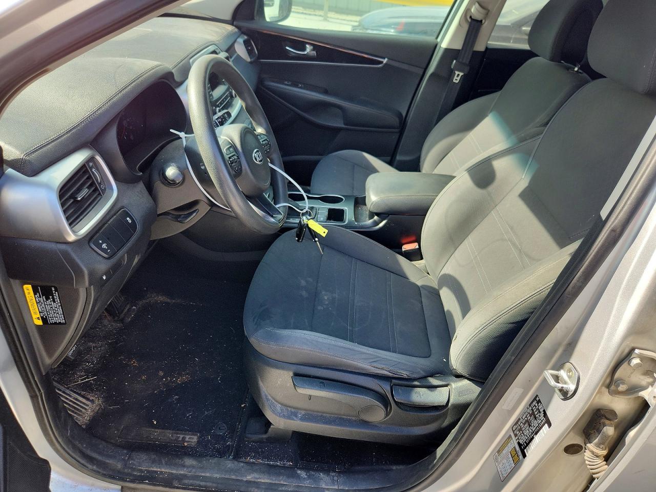 2016 Kia Sorento - Image 7