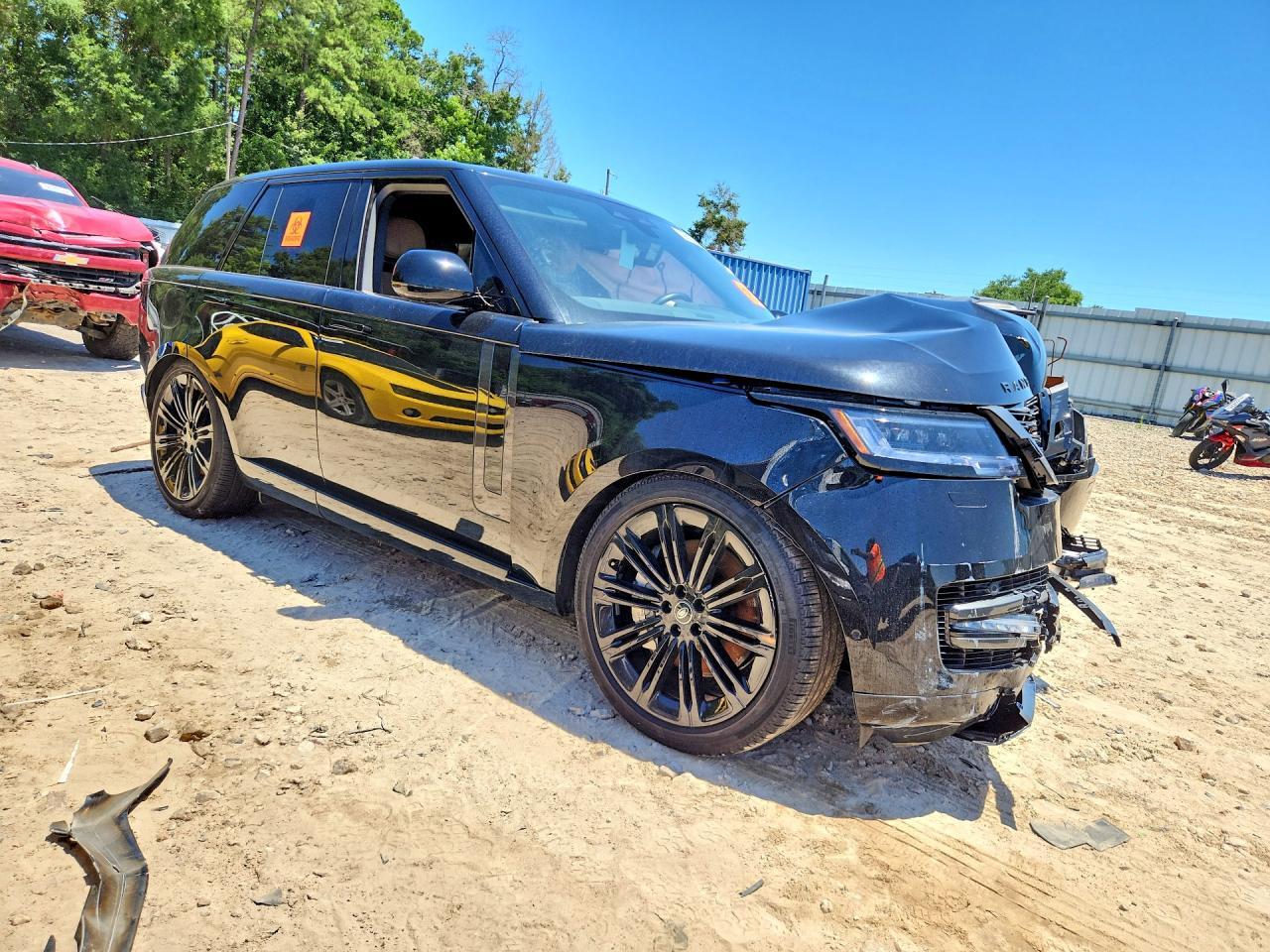 2025 Land Rover Range Rover Se - Image 4