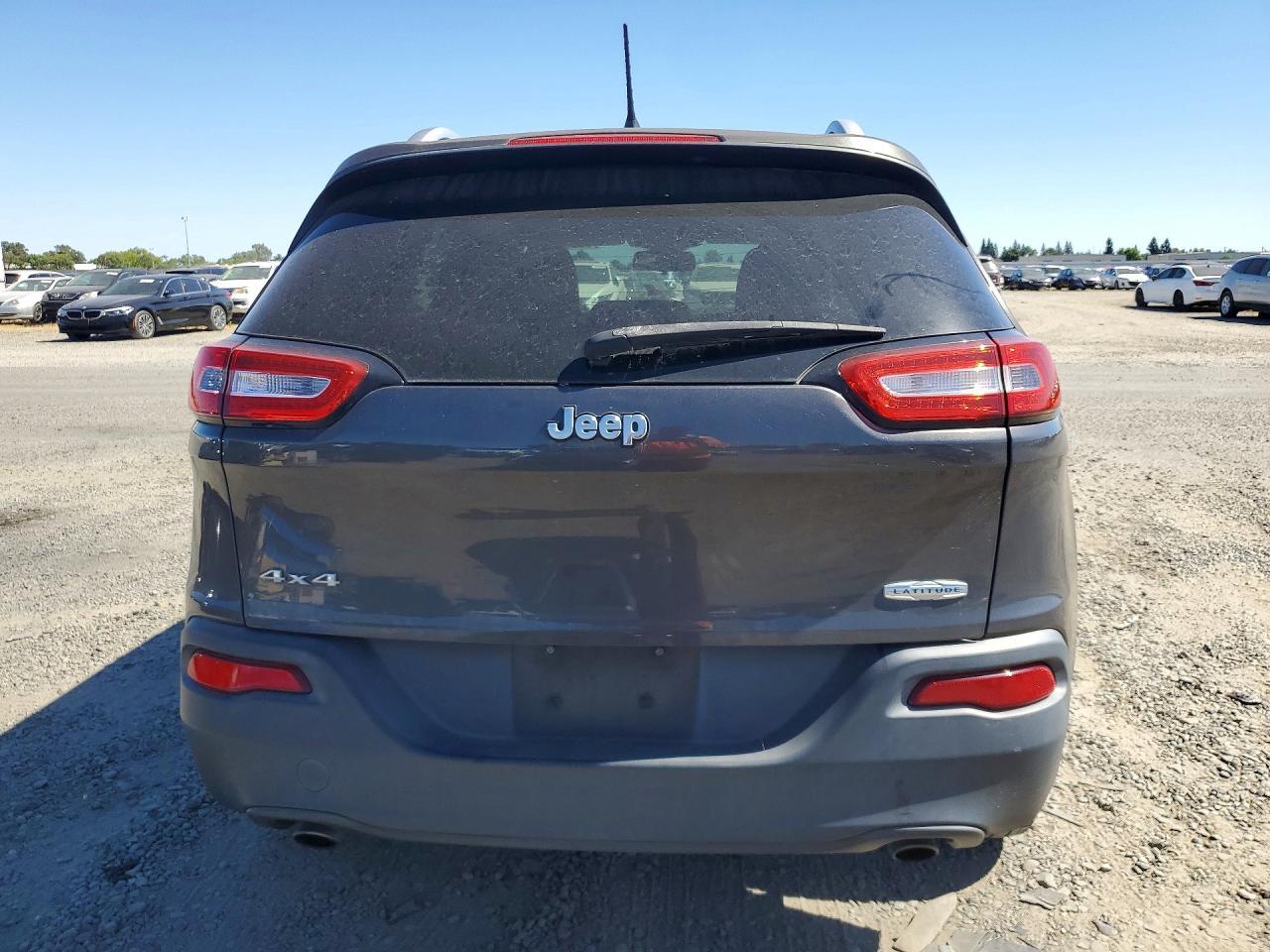 2014 Jeep Cherokee Latitude - Image 6
