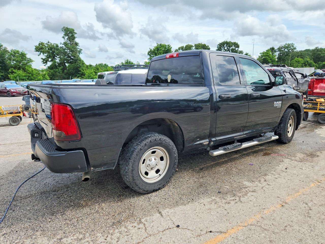 2019 Ram 1500 Classic Tradesman - Image 3