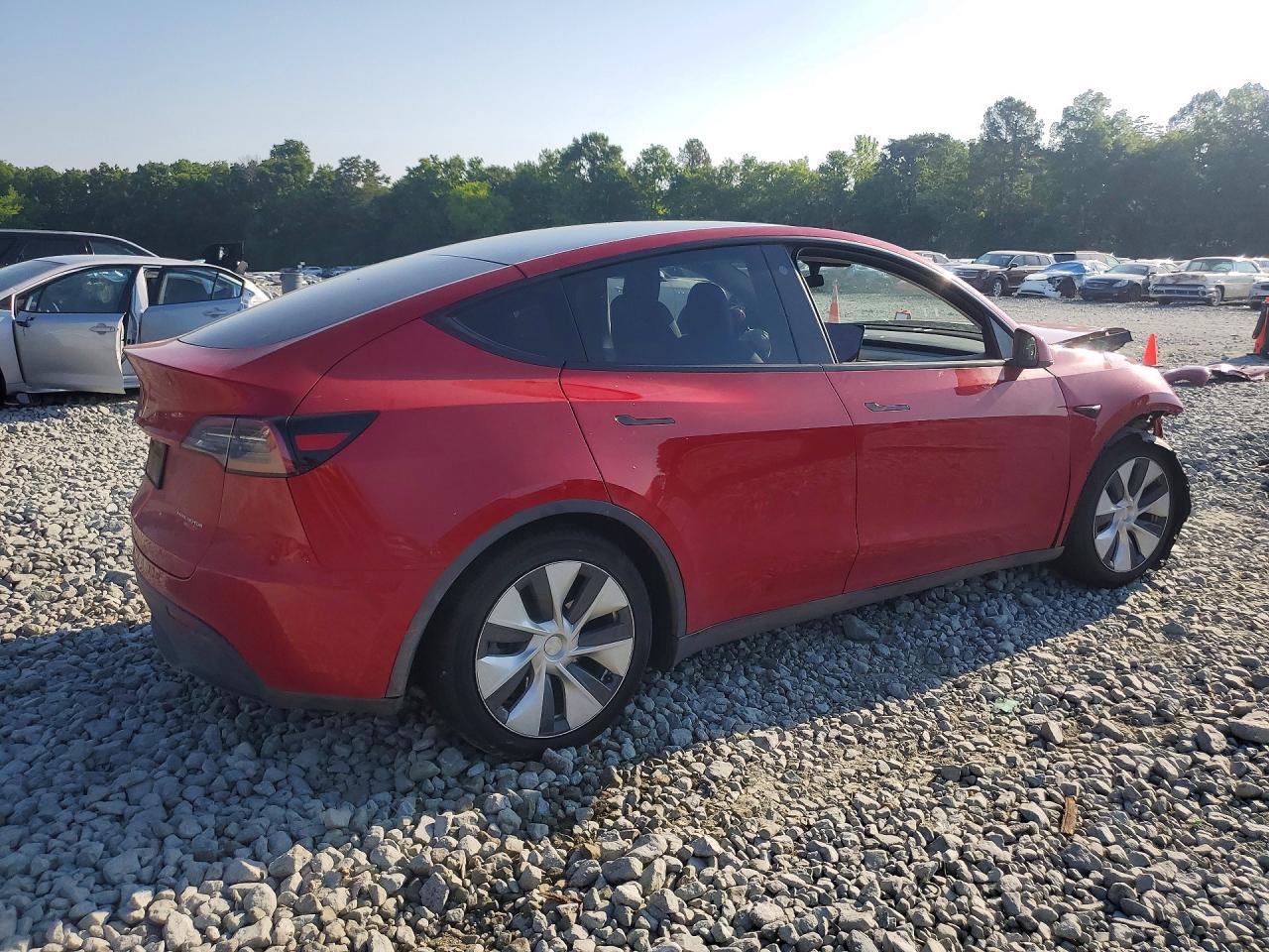 2023 Tesla Model Y - Фото 3