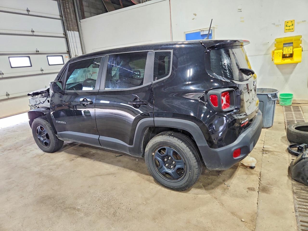 2020 Jeep Renegade Sport - Фото 2