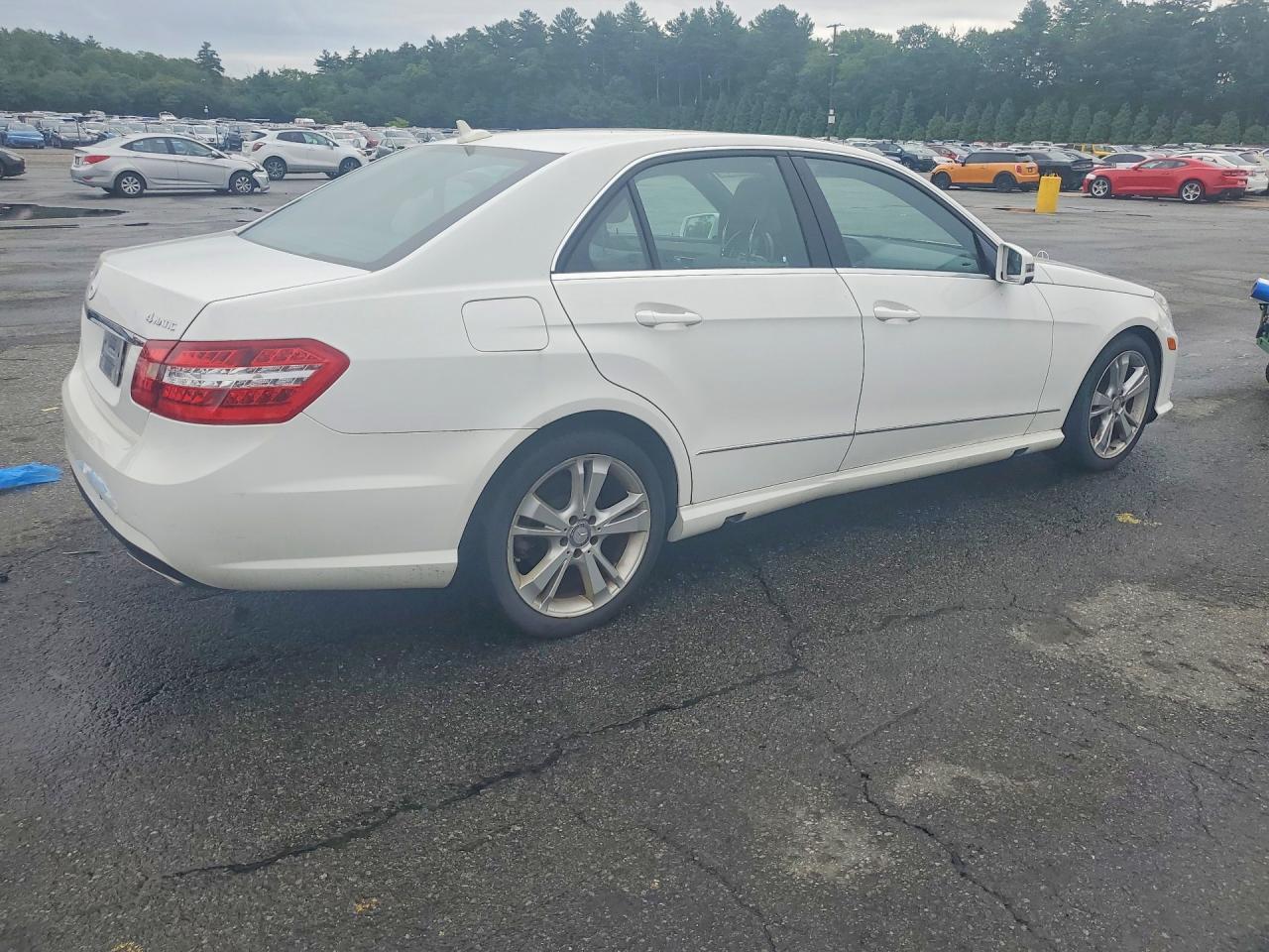 2013 Mercedes-Benz 400-Class - Фото 3