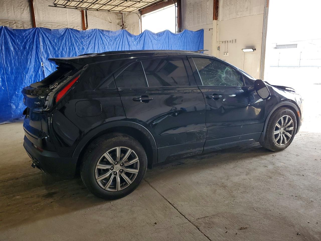 2023 Cadillac Xt4 Sport - Фото 3