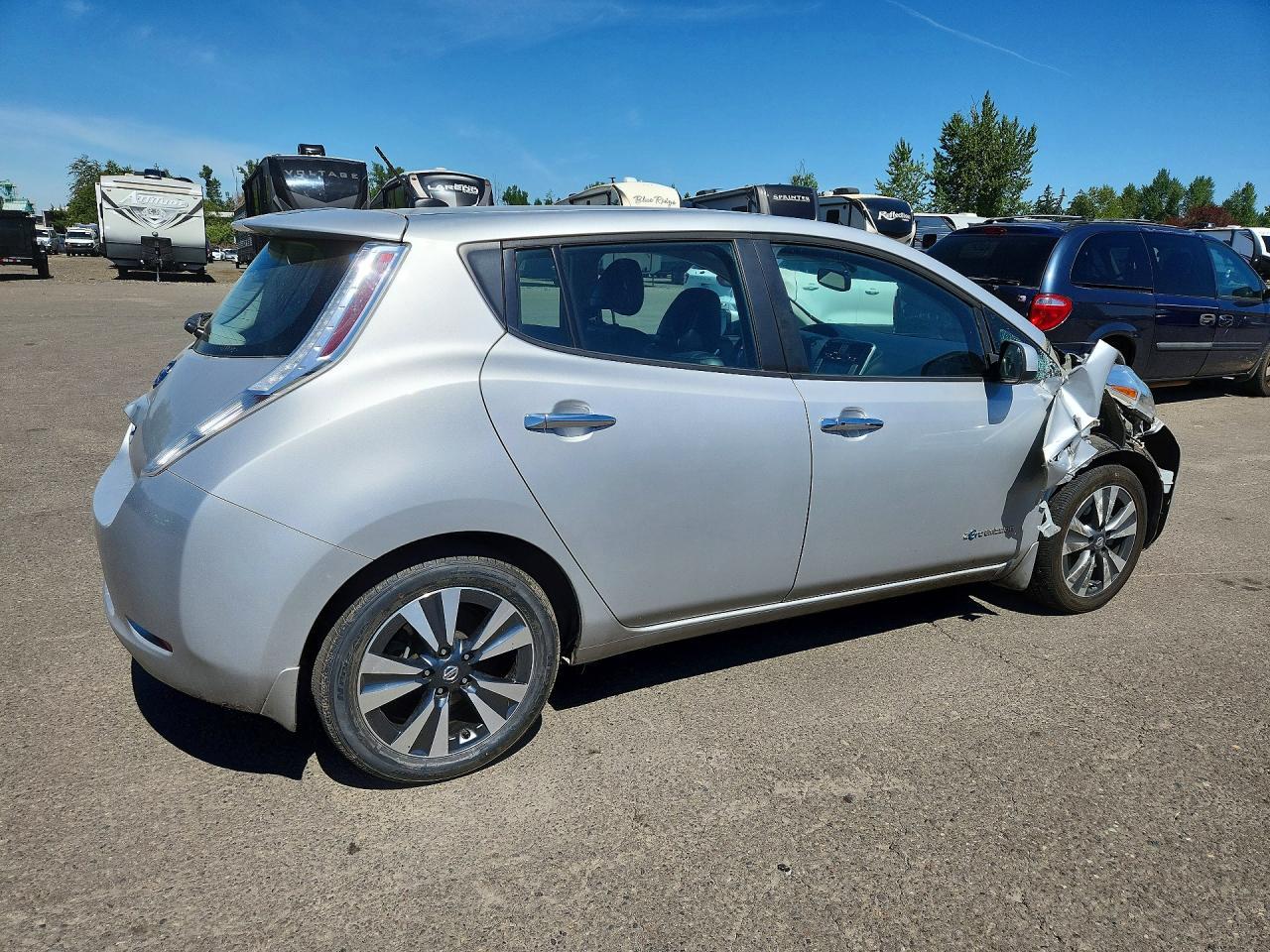 2017 Nissan Leaf Sl - Image 3