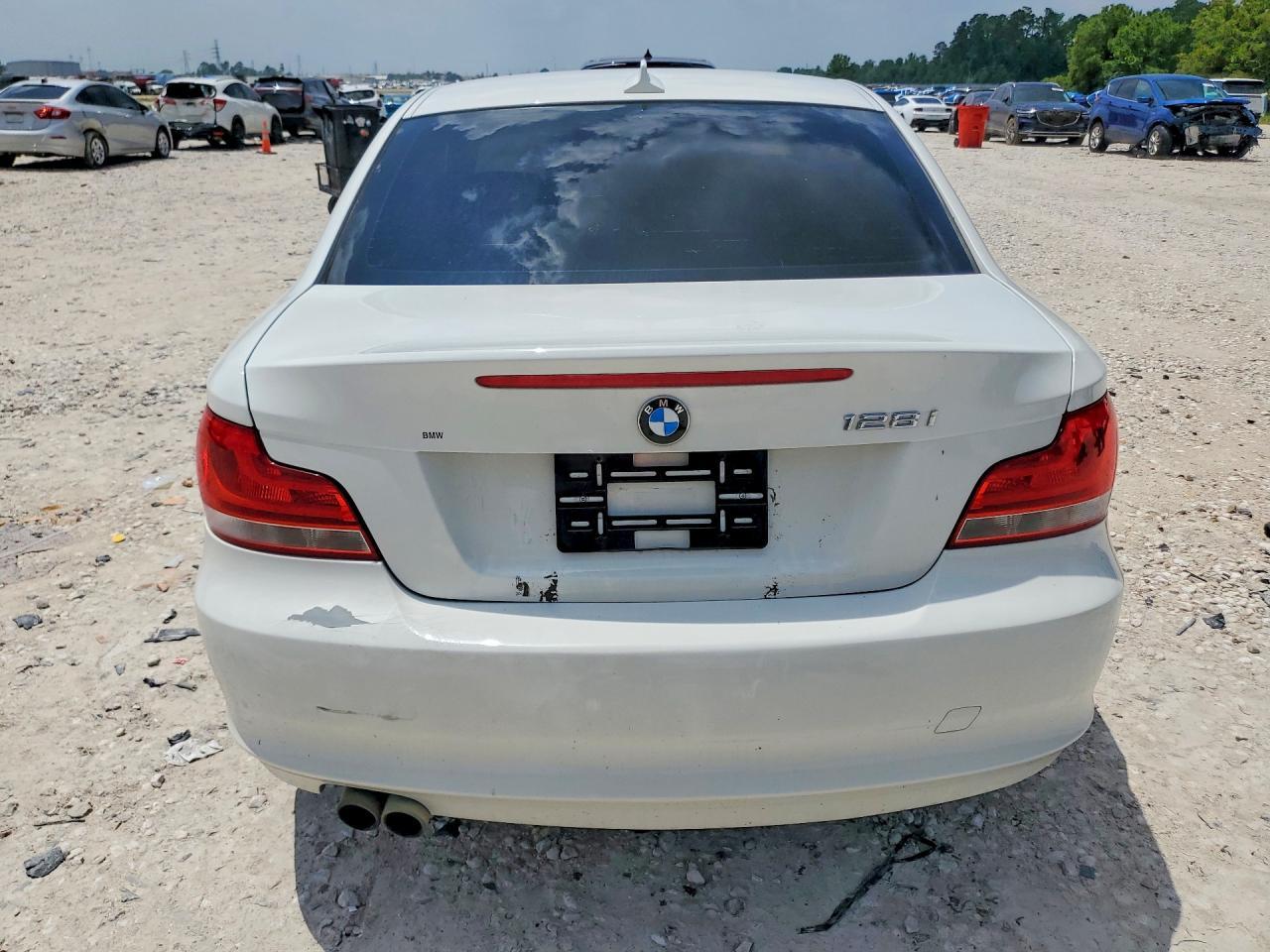 2013 BMW 128 I - Image 6