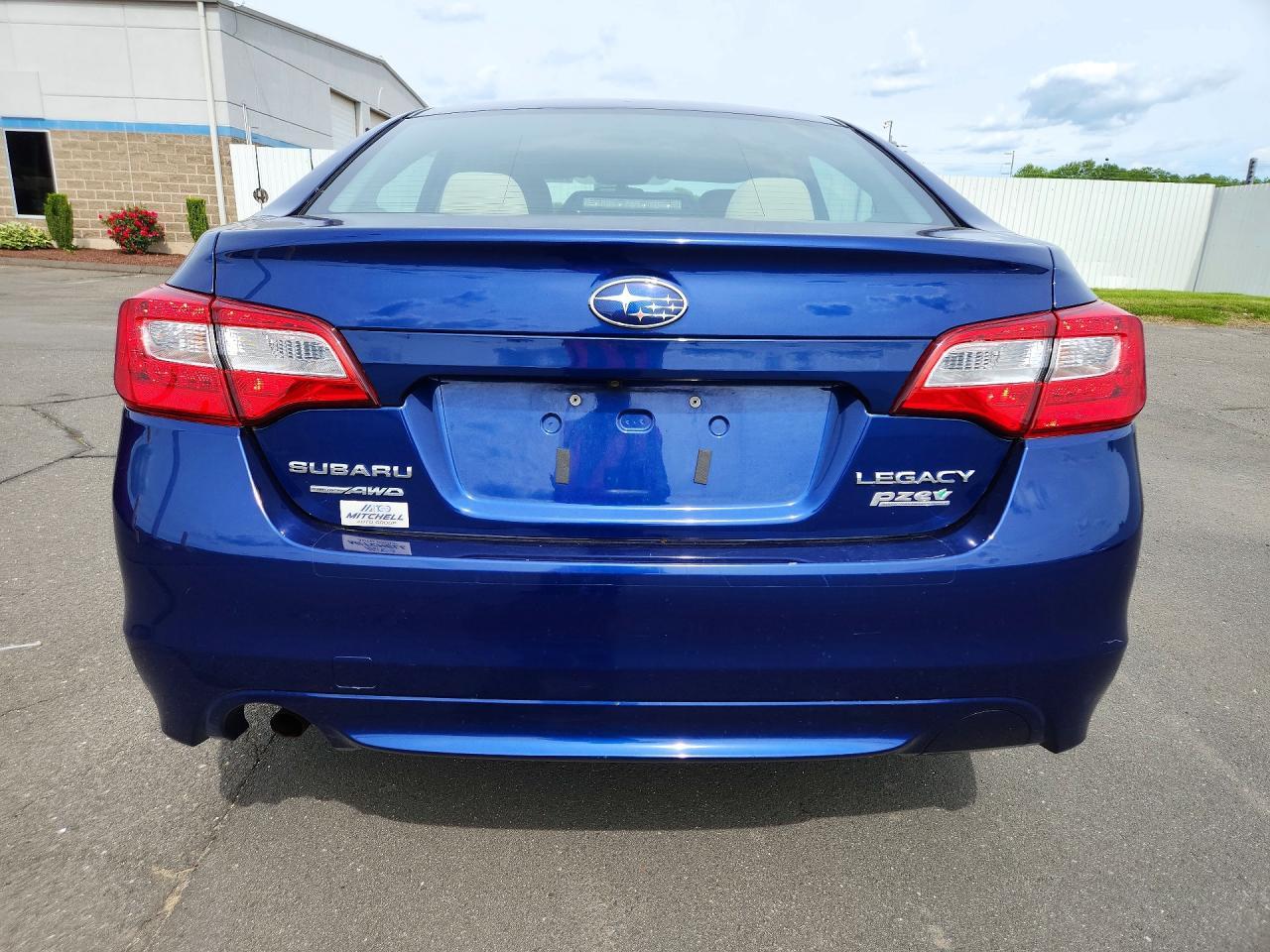 2016 Subaru Legacy 2.5I - Image 6