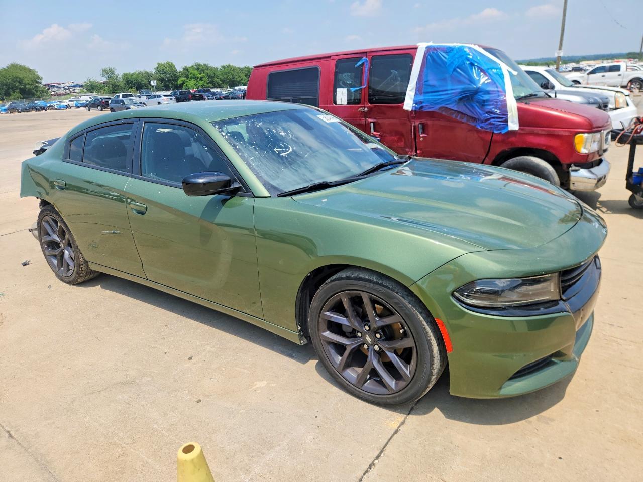 2020 Dodge Charger Sxt - Image 4