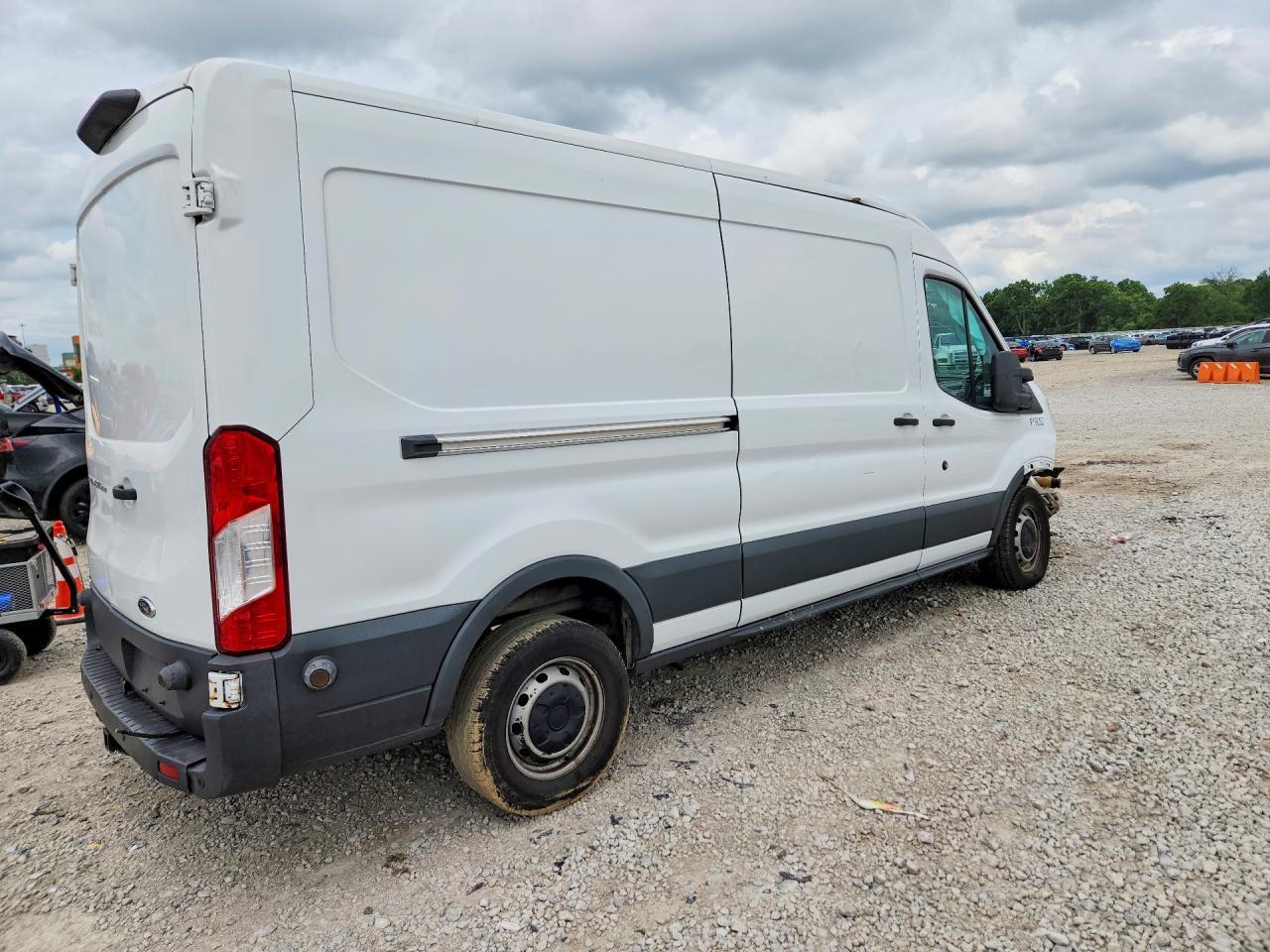2018 Ford Transit T-250 - Image 3