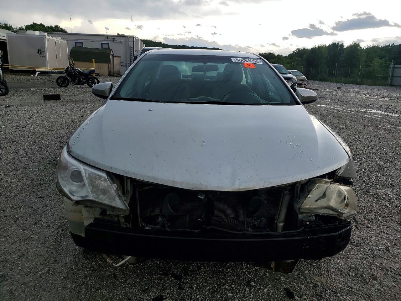 2014 Toyota Camry Le - Фото 5