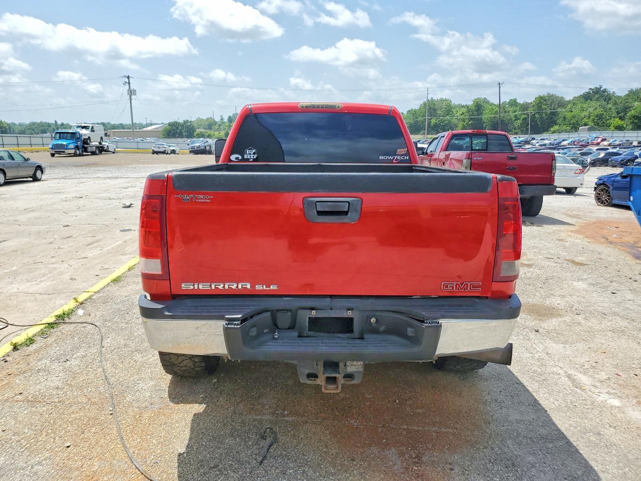 2012 GMC Sierra K2500 Sle - Image 6