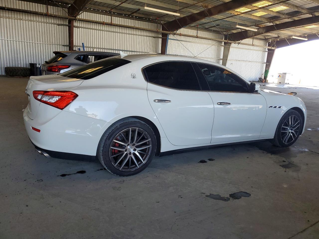 2015 Maserati Ghibli - Image 3