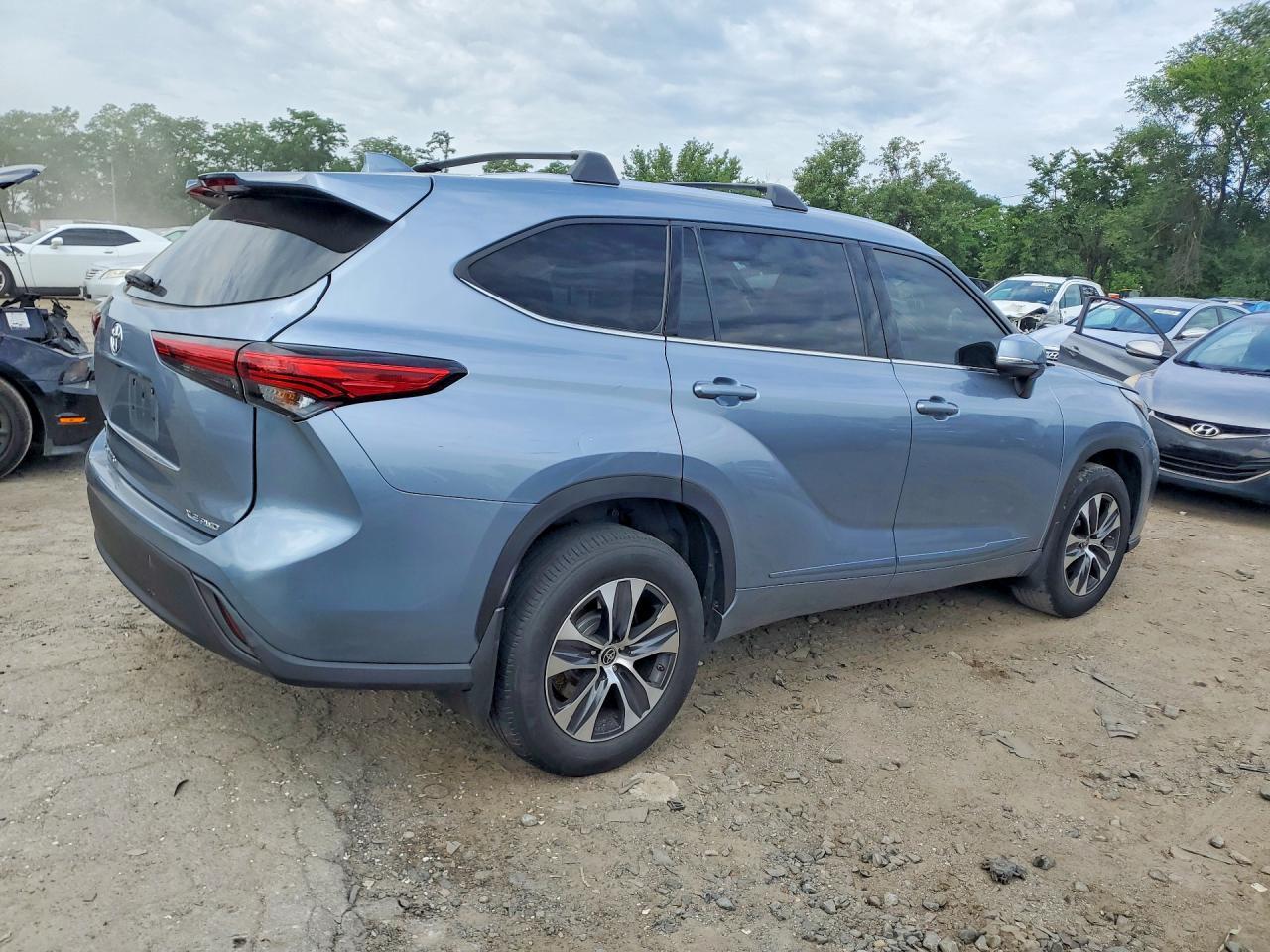 2020 Toyota Highlander Xle - Фото 3