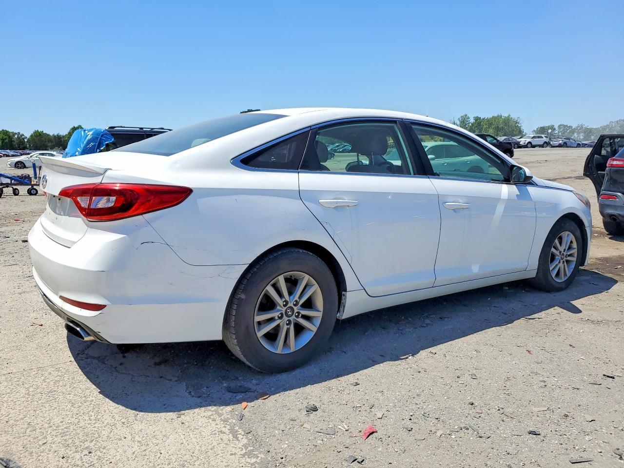 2017 Hyundai Sonata Se - Фото 3