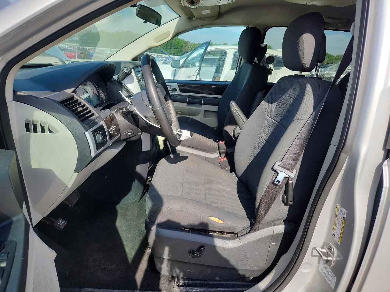 2010 Dodge Grand Caravan Sxt - Фото 7