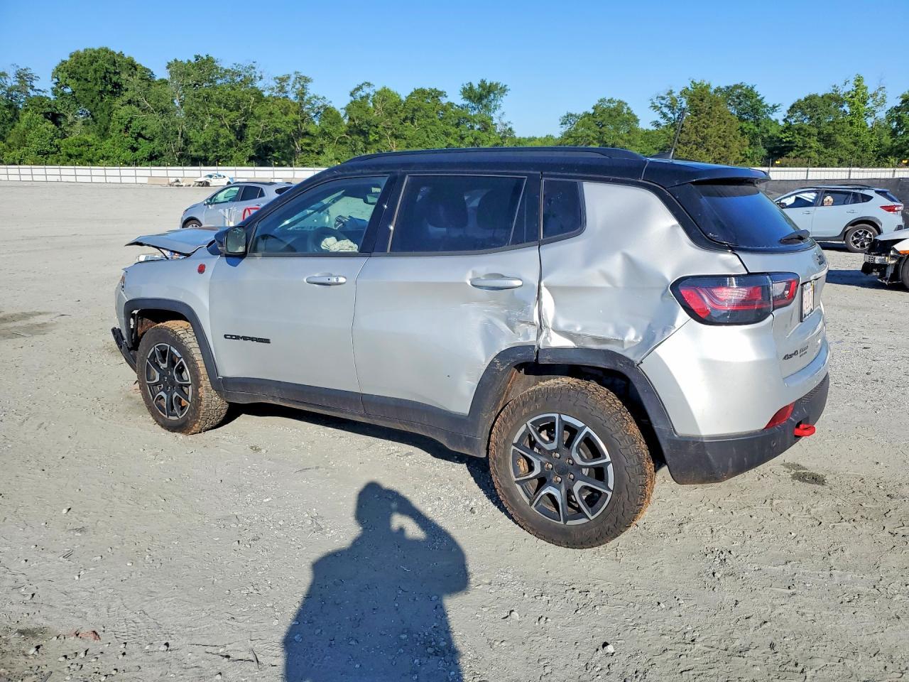 2024 Jeep Compass Trailhawk - Фото 2