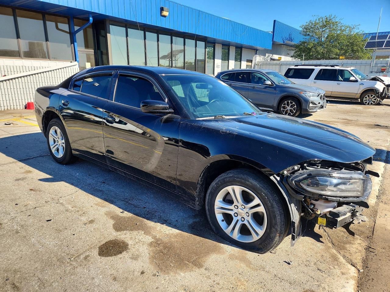 2019 Dodge Charger Sxt - Image 4
