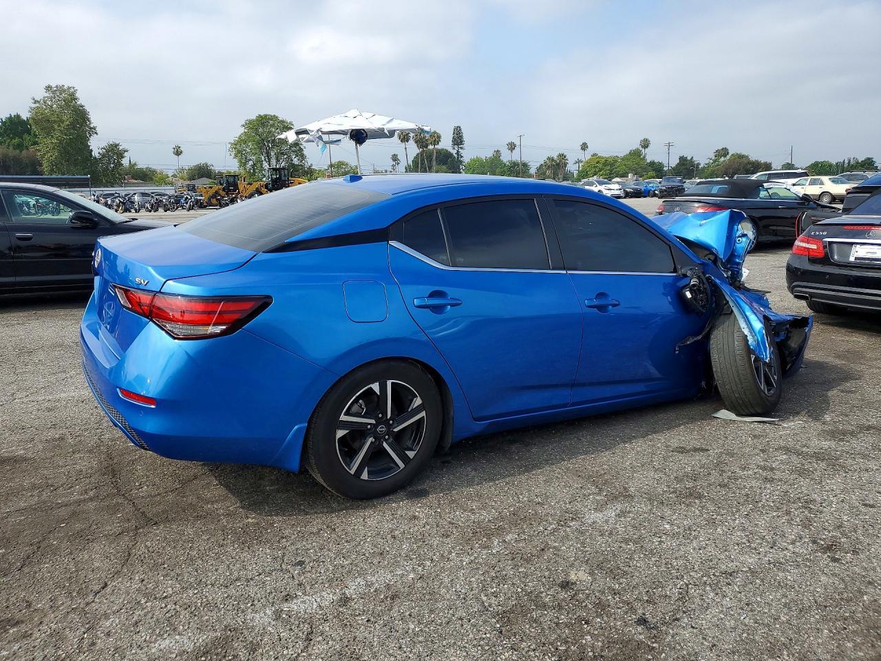 2024 Nissan Sentra Sv - Image 3