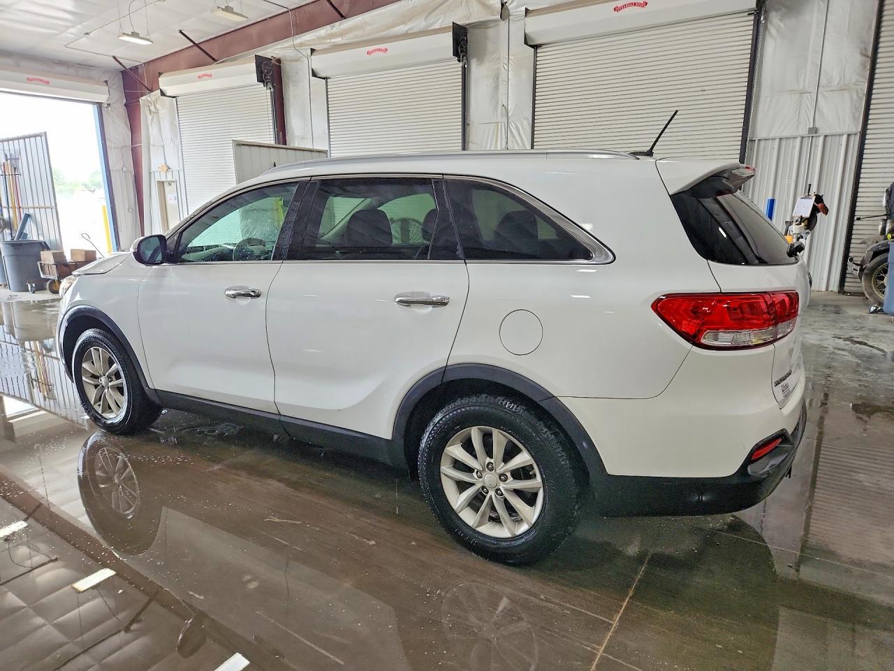 2016 Kia Sorento Lx - Фото 2