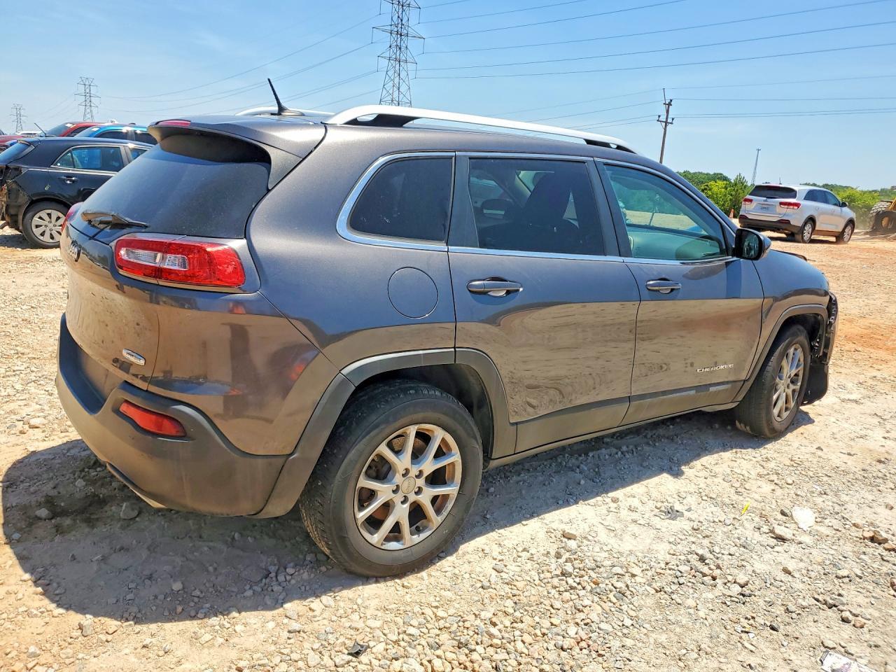 2015 Jeep Cherokee Latitude - Фото 3