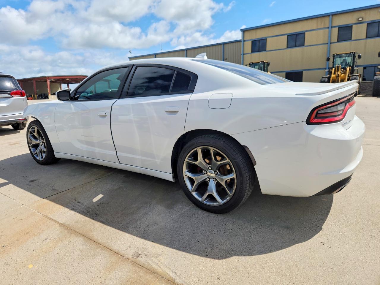 2015 Dodge Charger - Фото 2
