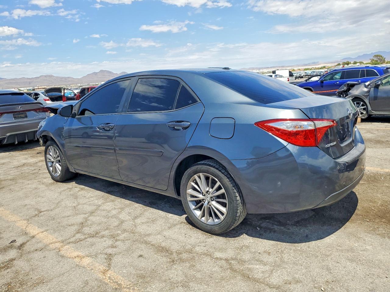 2015 Toyota Corolla Le Plus - Image 2