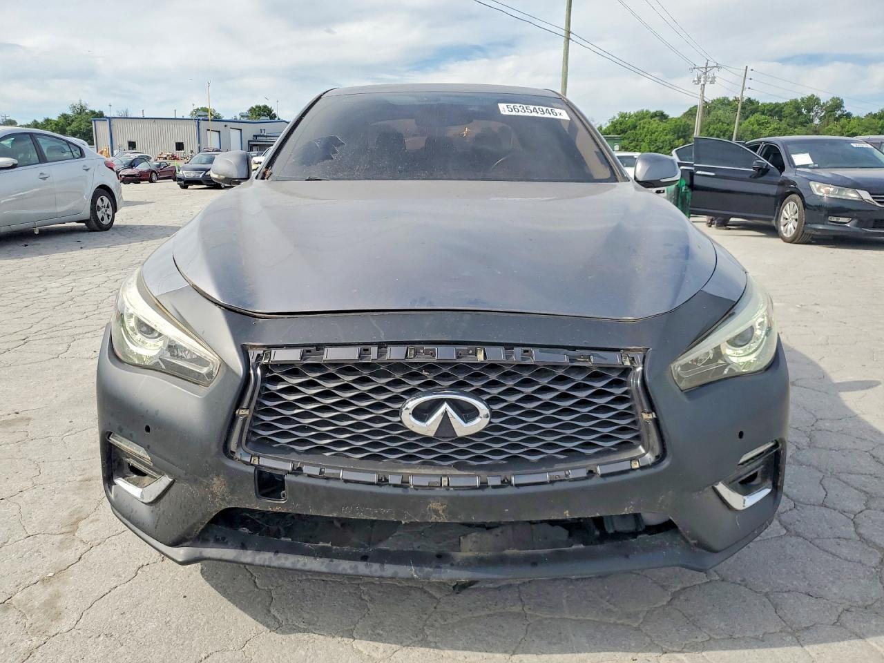 2018 Infiniti Q50 3.0T Luxe - Фото 5