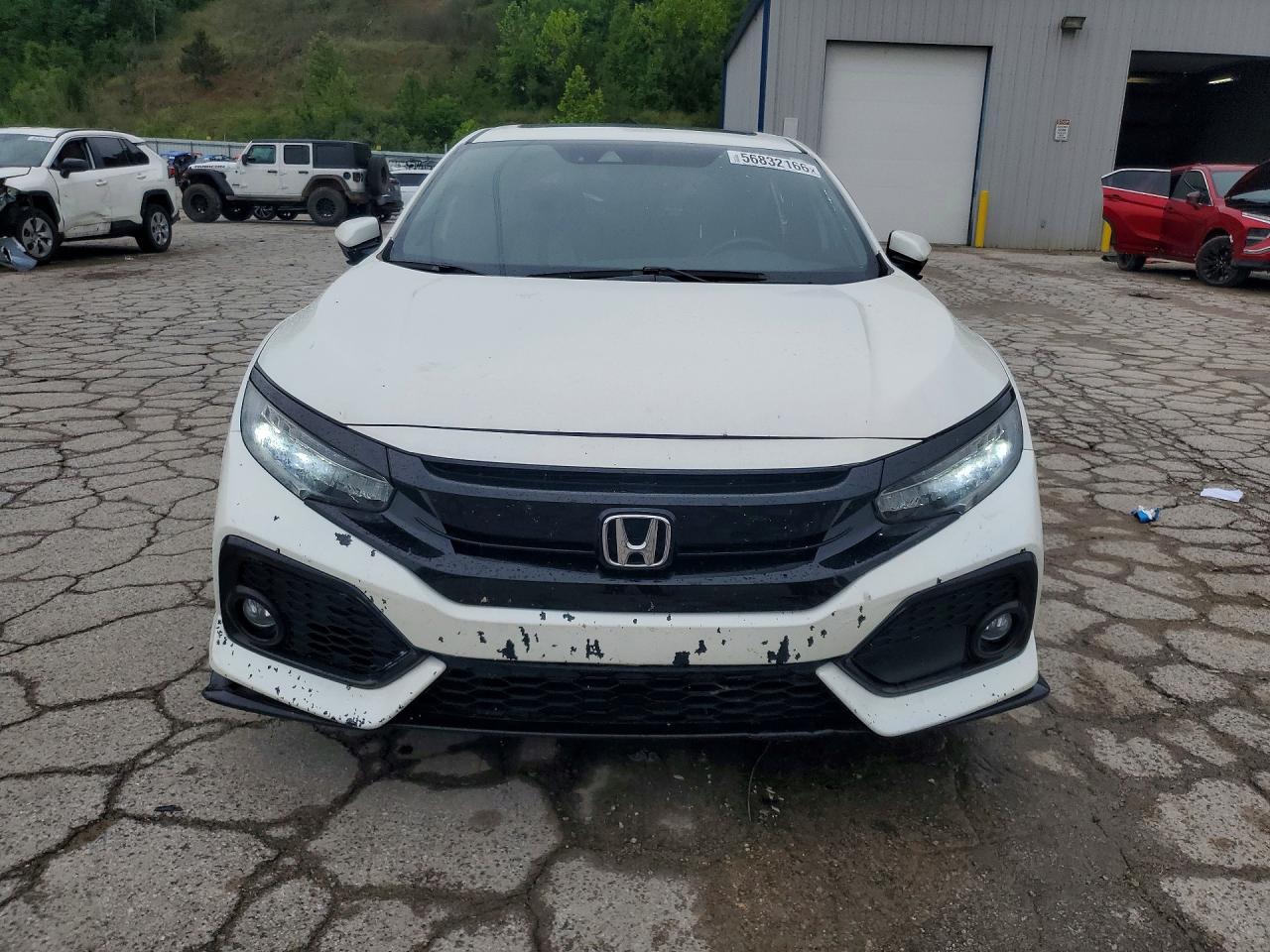 2018 Honda Civic Sport Touring - Фото 5