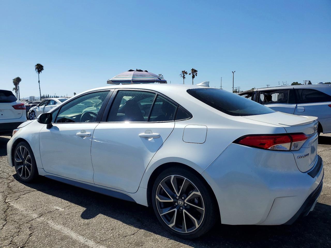 2020 Toyota Corolla Se - Фото 2