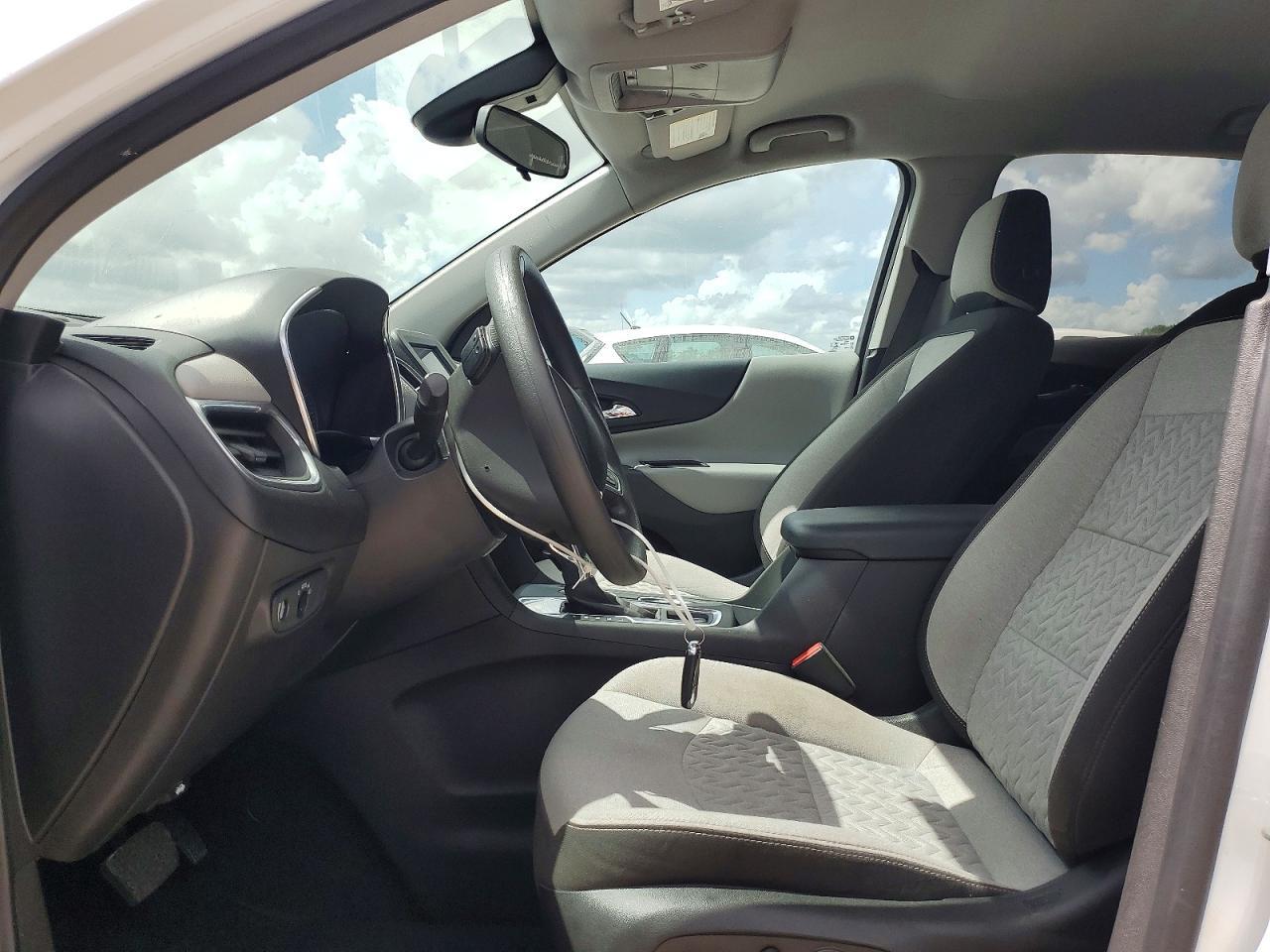 2022 Chevrolet Equinox Ls - Фото 7