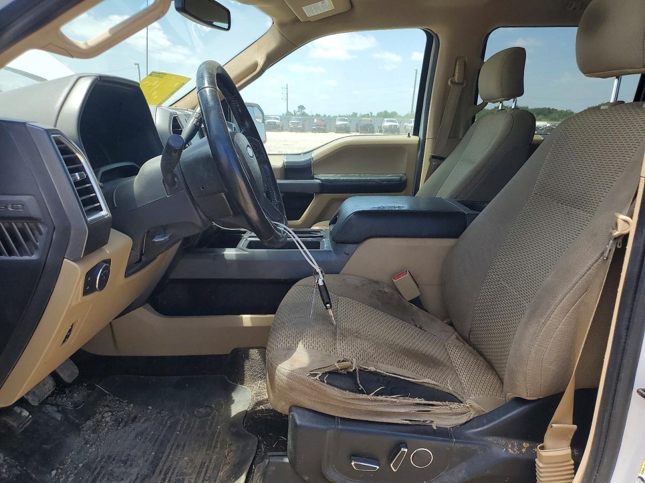 2017 Ford F150 Supercrew - Фото 7