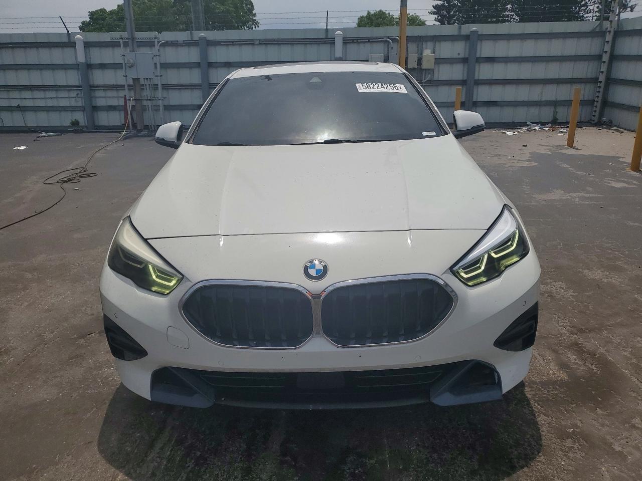 2024 BMW 228Xi - Фото 5