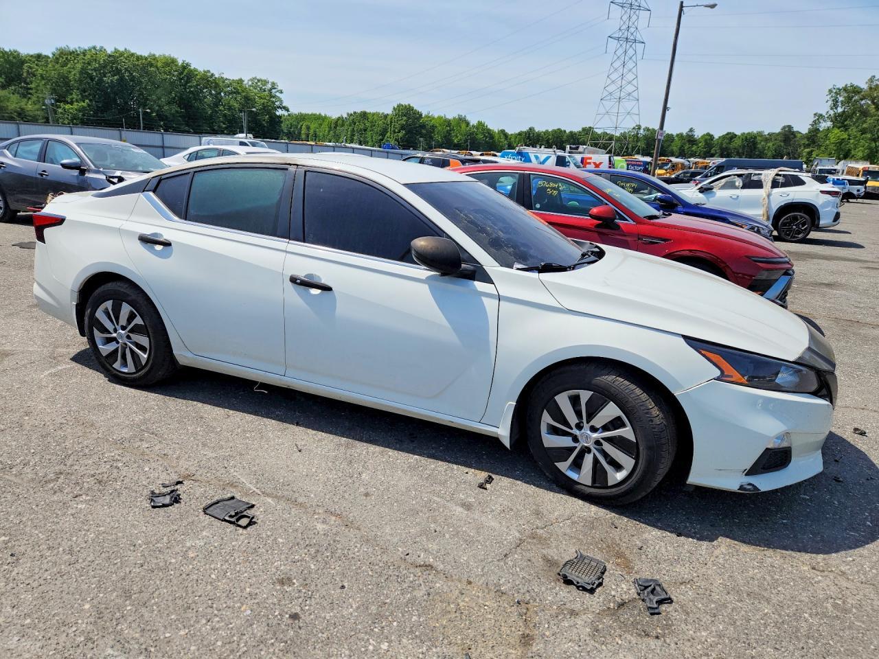 2022 Nissan Altima S - Фото 4