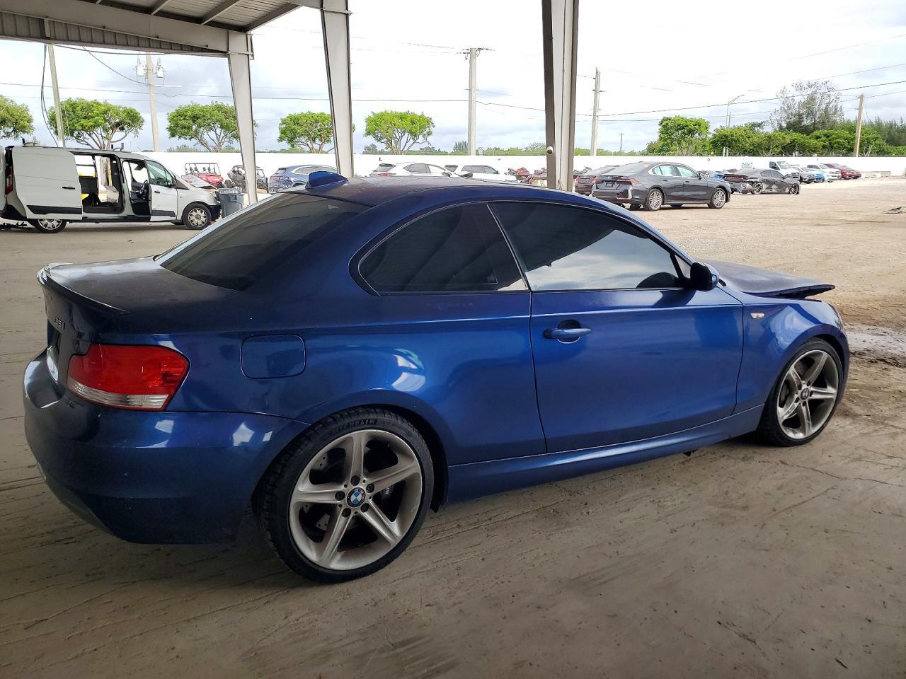 2009 BMW 135 I - Image 3