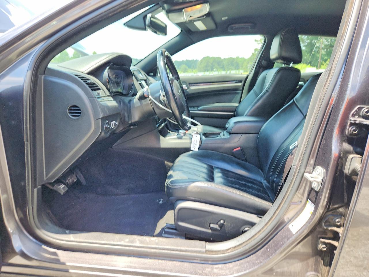 2019 Chrysler 300 S - Фото 7