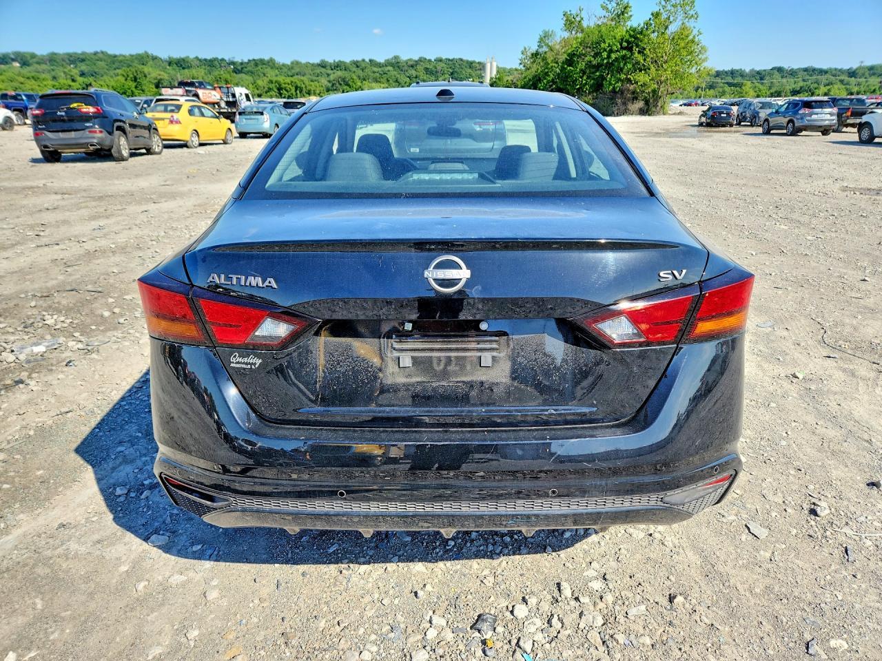 2024 Nissan Altima Sv - Image 6