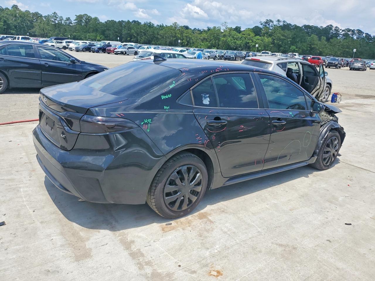 2021 Toyota Corolla Le - Фото 3