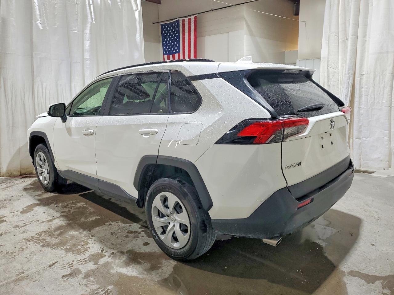 2019 Toyota Rav4 Le - Фото 2